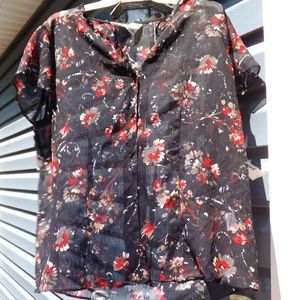 NWT Covington black & red floral button up shirt.